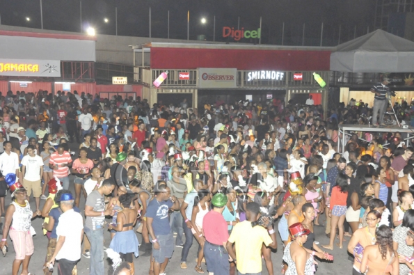 BACCHANAL NEW YEARS PARTY4