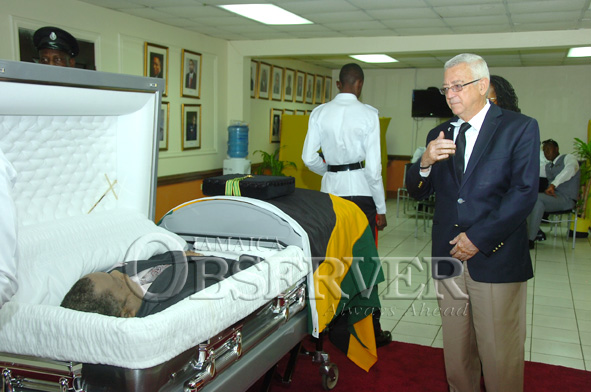 ROGER CLARKE BODY AT PNP HQ35