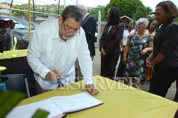 ROGER CLARKE BODY AT PNP HQ38