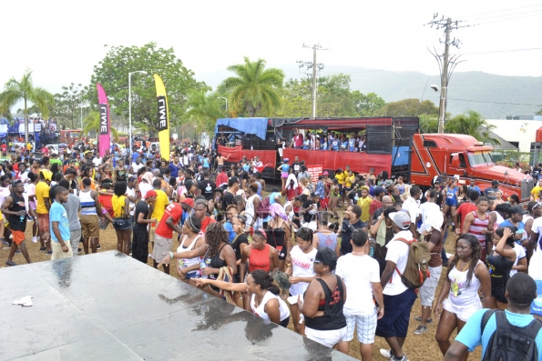 UWI Carnival06