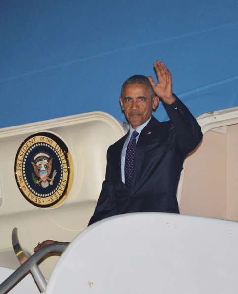 US-DIPLOMACY-OBAMA-JAMAICA-ARRIVE